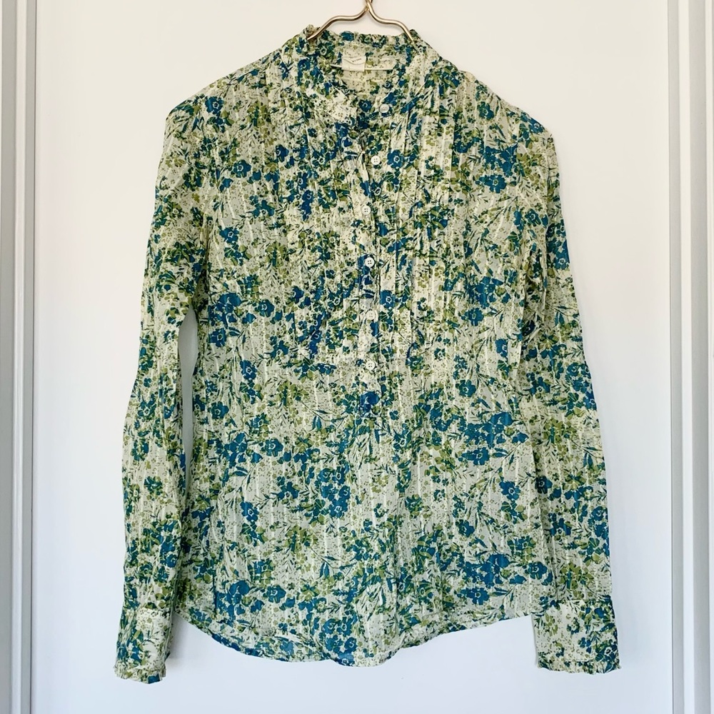JCrew floral tunic w/ ruffle neck & pin tuck front